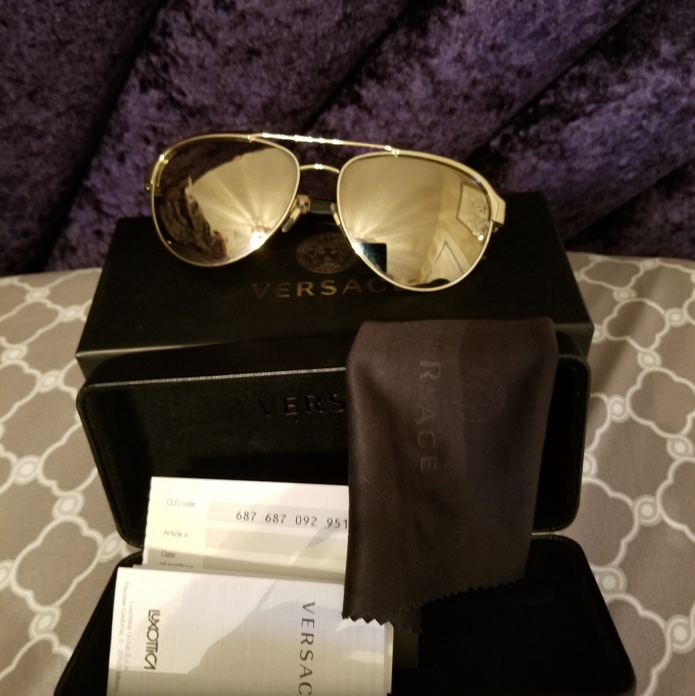 Versace Aviator Sunglasses NWOT
